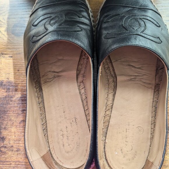 CHANEL black lambskin espadrilles size 40 - Picture 9 of 14